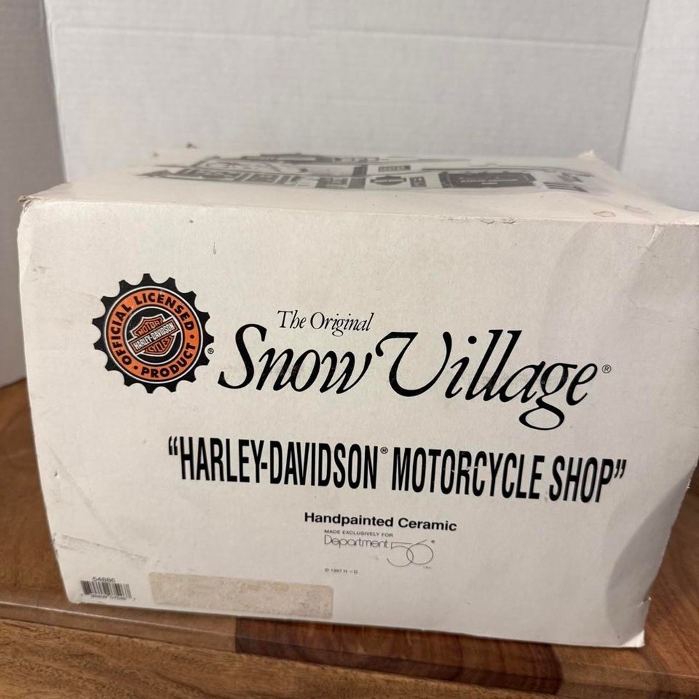 Dept 56 Snow Village Harley-Davidson Motorcycle Shop Ceramic 54886 1996
